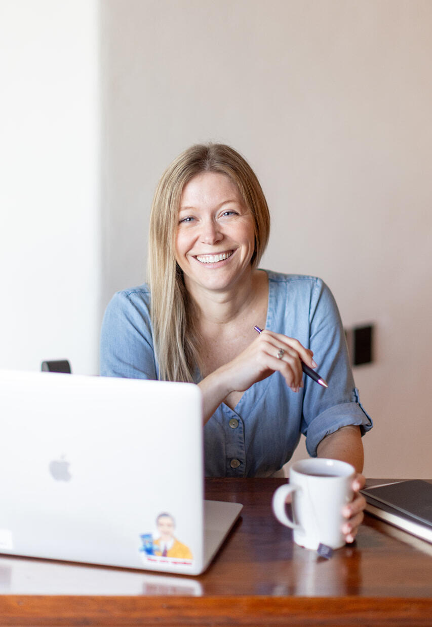 Snackable Content founder April Saylor Snackable Content founder April Saylor